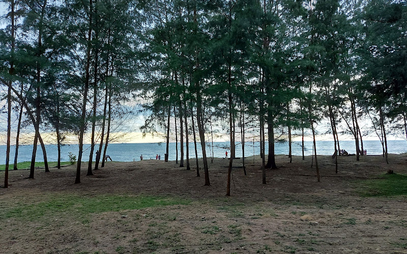 Dataran Pantai Teluk Mak Nik