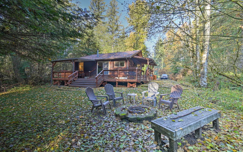 Creekside Cabin