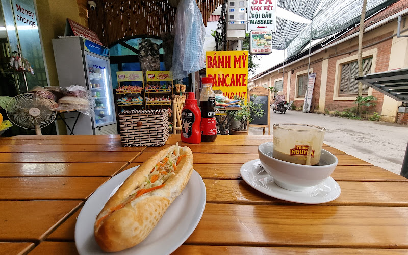 HOMETOWN COFFEE FOOD AND BEVERAGE