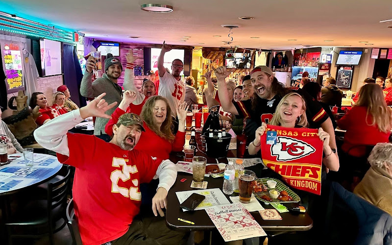 Tom's Bar & Grill