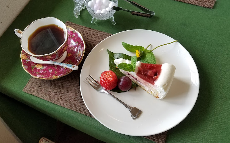 Cafe & Gallery Midori no Kobako