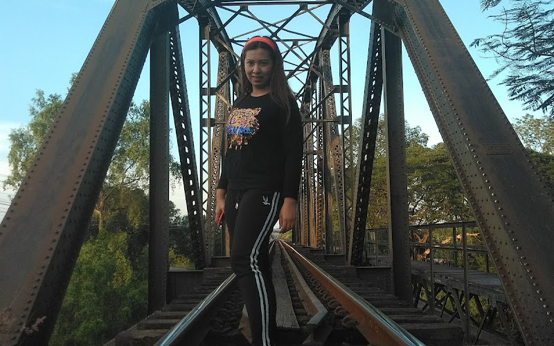 สะพานดำ(สะพานข้ามแม่น้ำปราณบุรี)