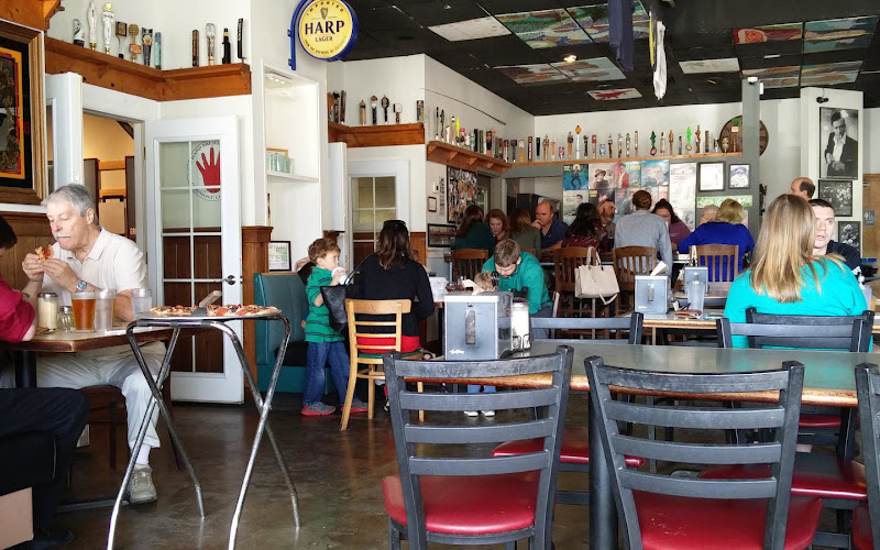 Momo's Pizza - Market Street