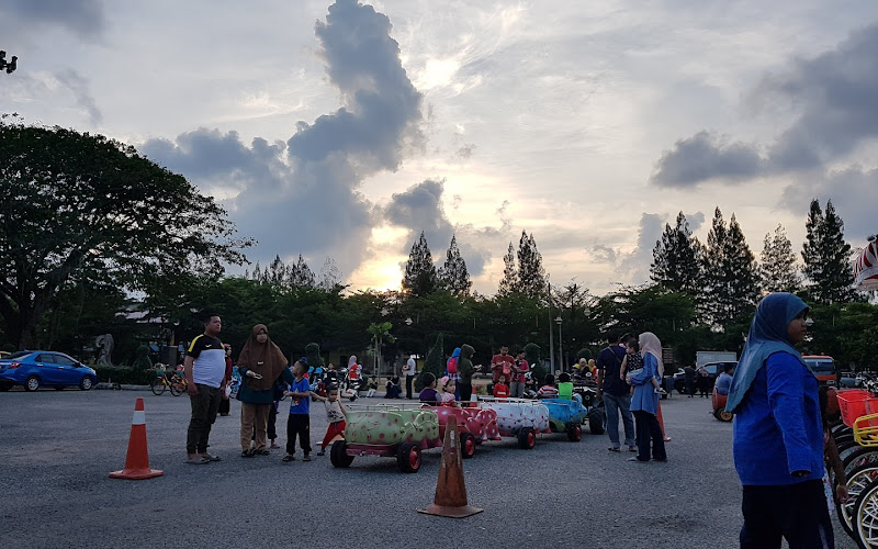 Dataran Dewan Merdeka