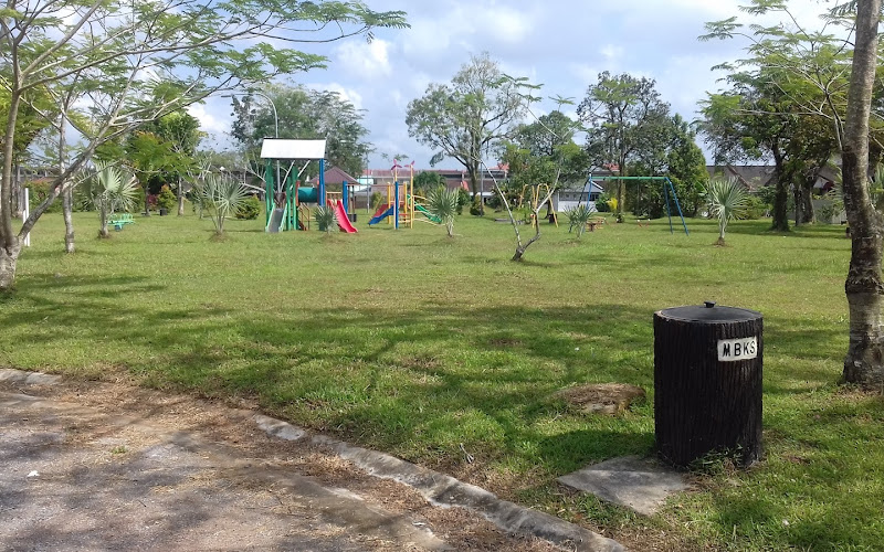 タブアン・ラルー・プレイグラウンド・パーク