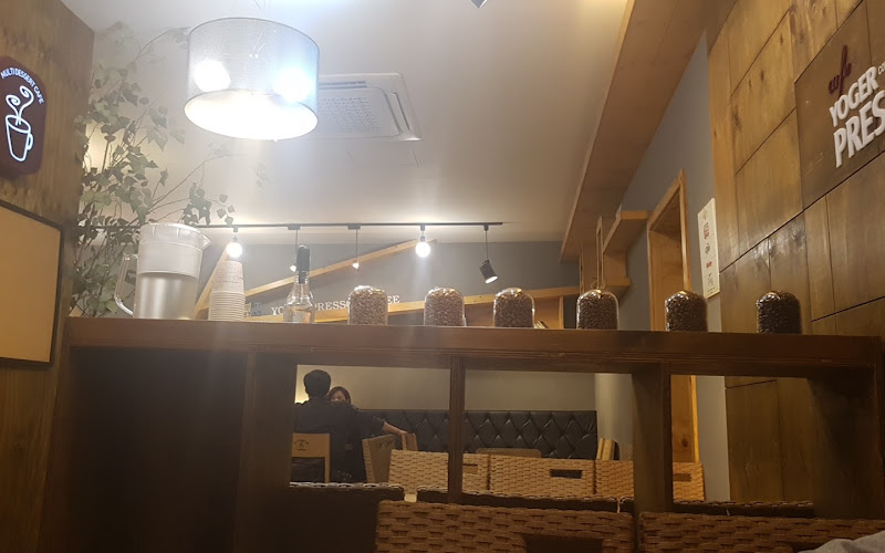 요거프레소 북아현점