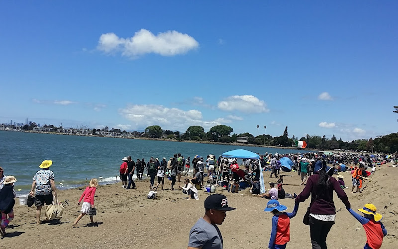 Robert W. Crown Memorial State Beach