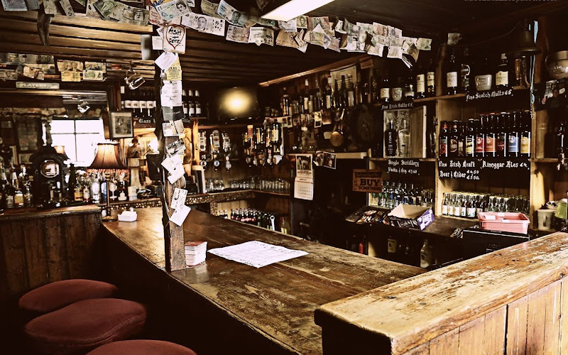 The Olde Glen Bar, Restaurant & Bia Box