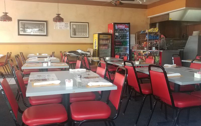 Monti's Italian Pizzeria Restaurant