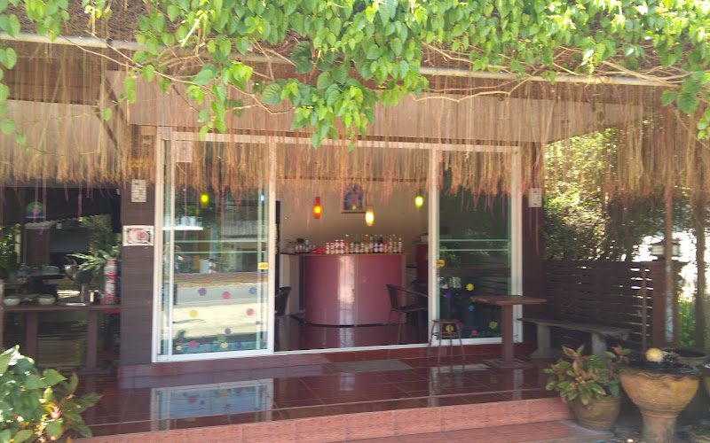 ร้านน้องใหม่ ท่านุ่น