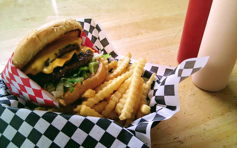 Johnny's Drive In & Diner