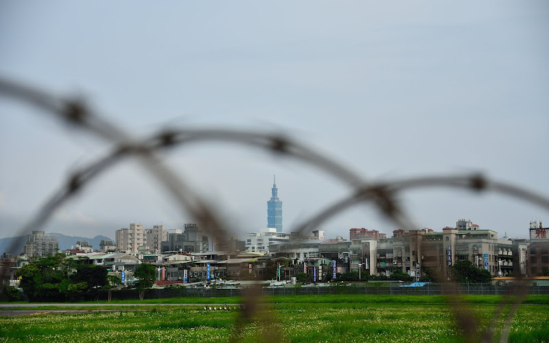 Songshan Airport - Aircraft Viewing Alley