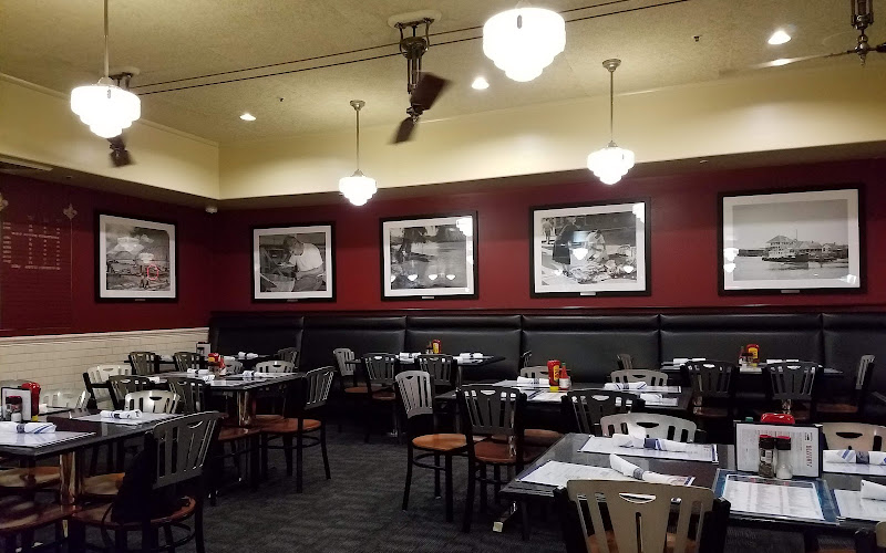 Deanie's Seafood Restaurant in the French Quarter