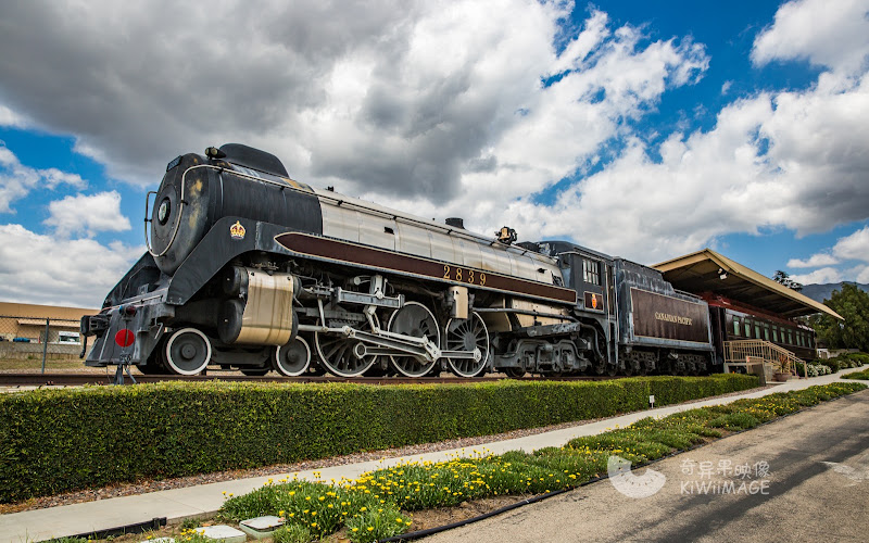 Nethercutt Museum