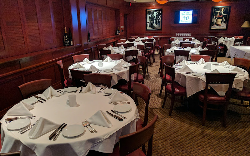 Fleming’s Prime Steakhouse & Wine Bar