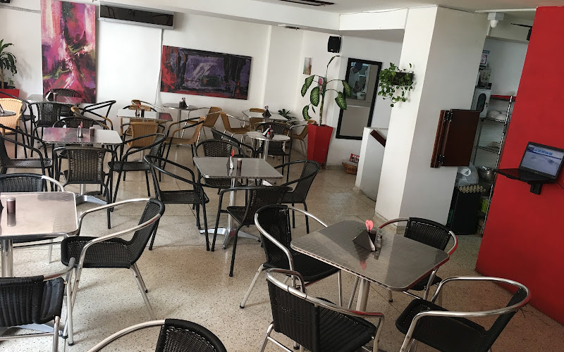 Gourmet Cafe Nova Nova