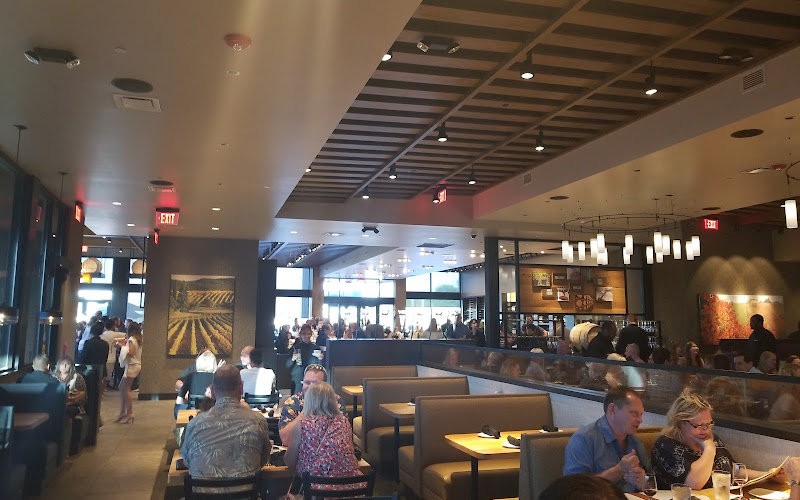 Cooper’s Hawk Winery & Restaurant