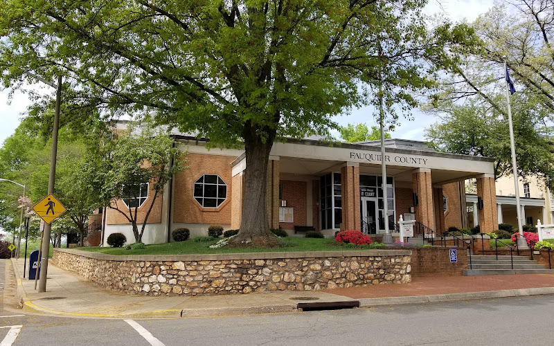 Experience Old Town Warrenton