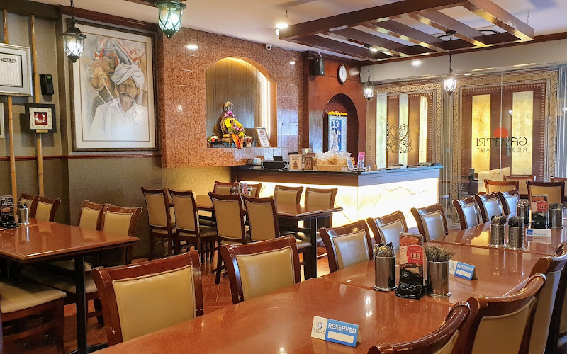Gayatri Restaurant
