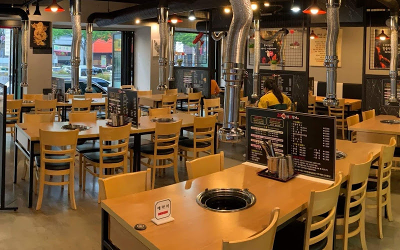 28 Cheongchun Sutbul Dak-galbi