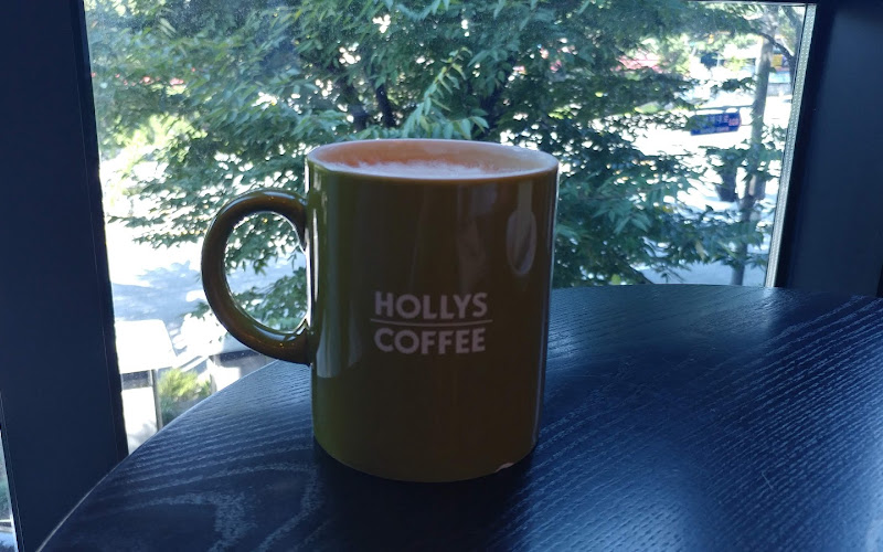 Holly's Coffee