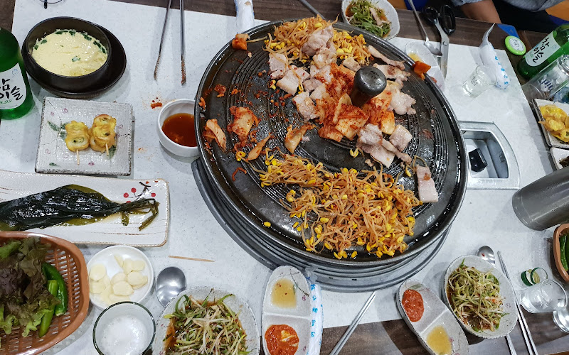 한방돼지촌