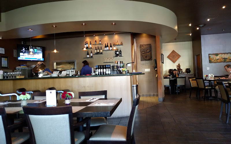 Signature Thai Bistro