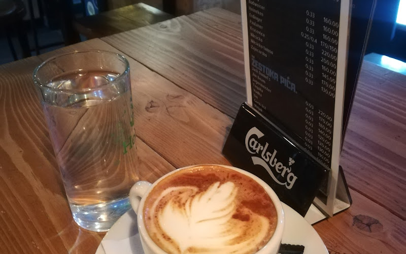 Caffe Restaurant Play