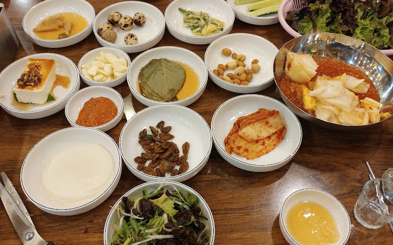 금강산돌구이 문덕점