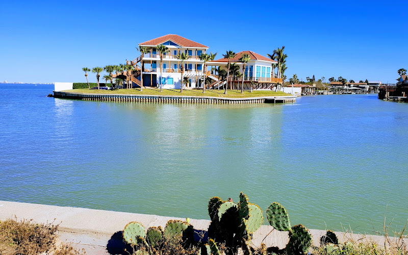 아르투로 갈반 코스털 공원