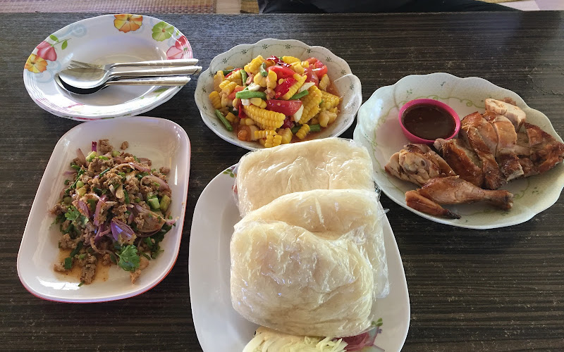 ไก่ย่างวิเชียรบุรี ตชด.11