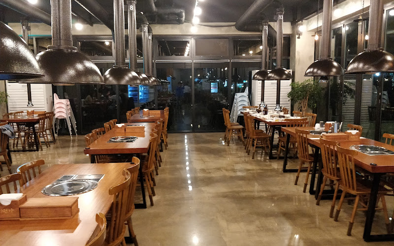 하원가흑돼지 ( Hawonga - Jeju black pork restaurant )