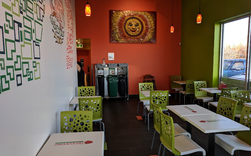 Cheese Curds Gourmet Burgers + Poutinerie