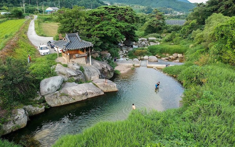 거창월성계곡 포인트 정자