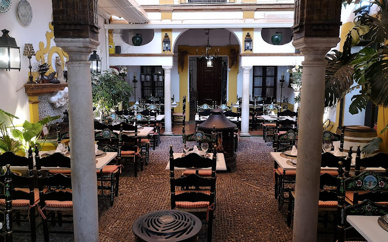 El Librero Tapas Y Quesos