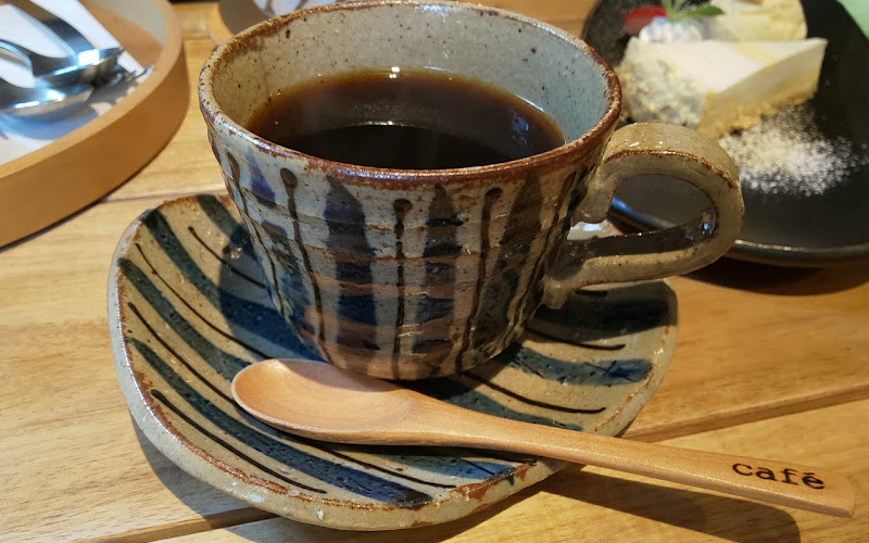cafe MOKUREN