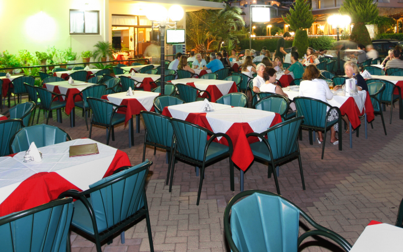 Stou Stavrou (…στου Σταύρου)