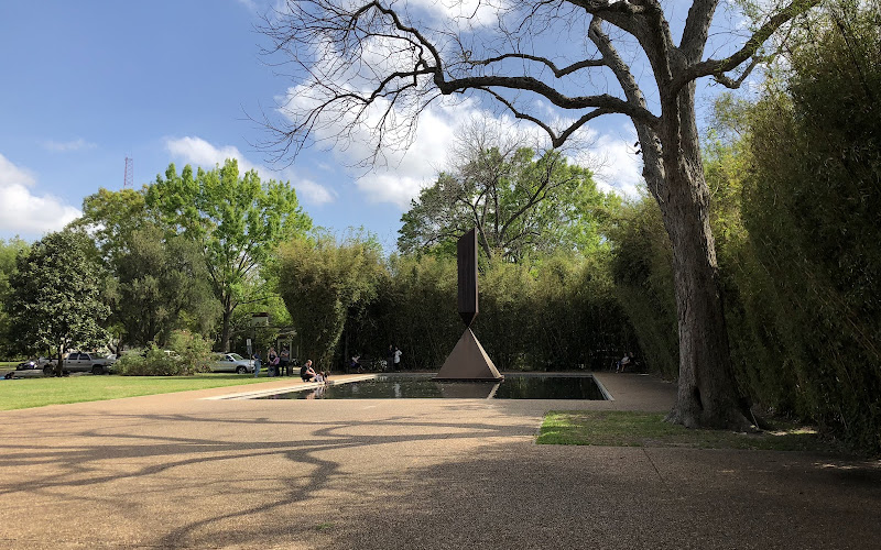 Menil Park