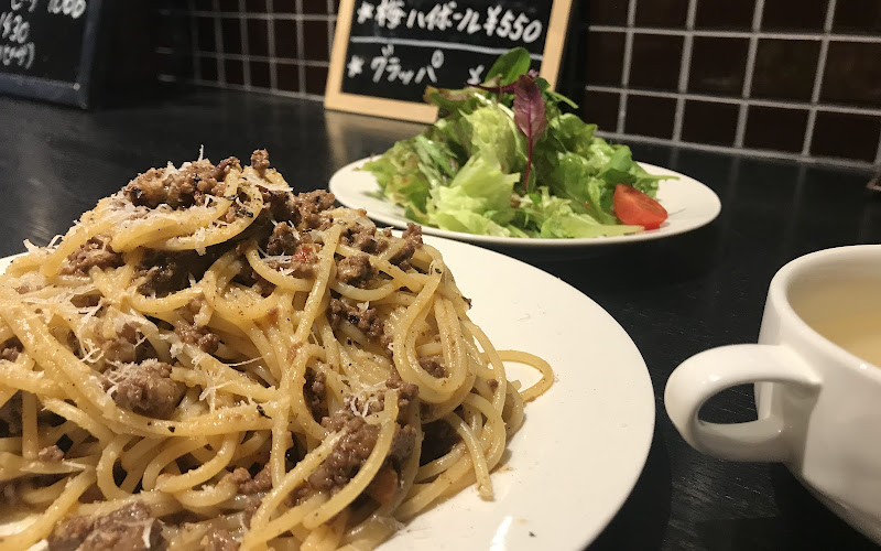 カフェダイニング グラード