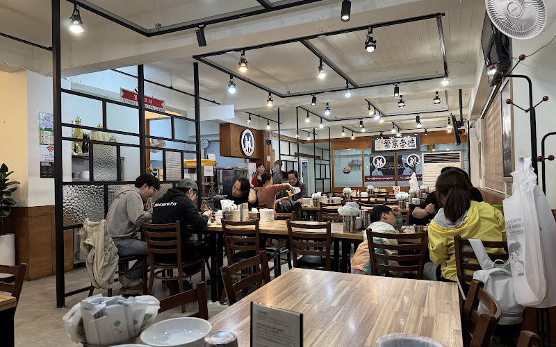 형과아우 누룽지삼계탕&왕갈비탕 유성점