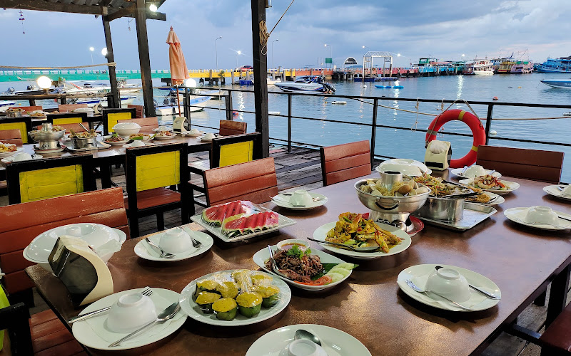 プーカオトーン シーフード