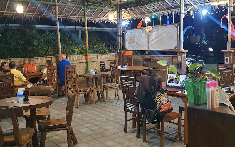 Do Eat Lovina Corner