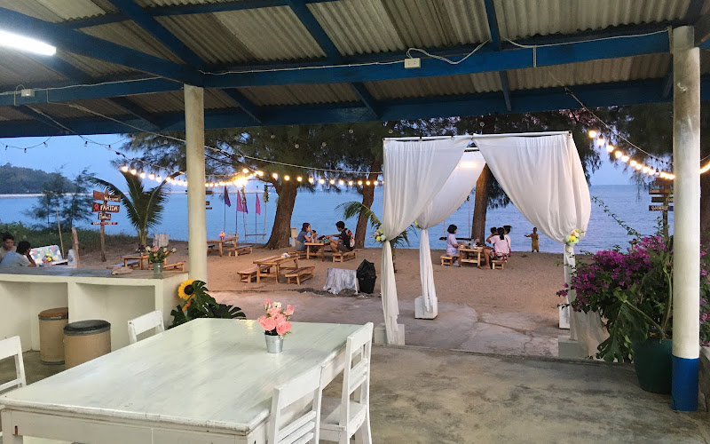 ฟารีดา ชา โรตี บ้านกรูด