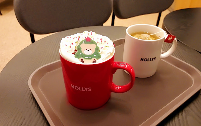 Hollys Coffee