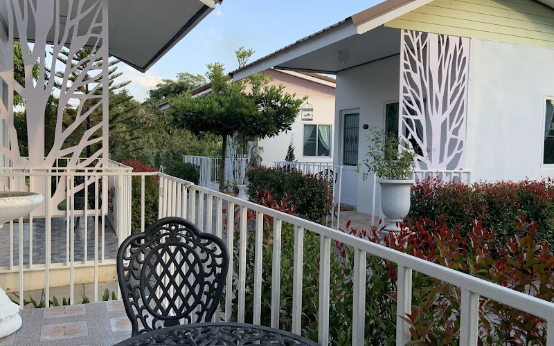 โฟร์วิลล่า เขาใหญ่ (Four Villas)