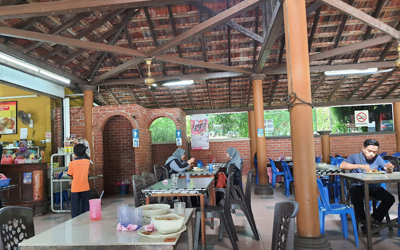 Warung Bukit Bay Route