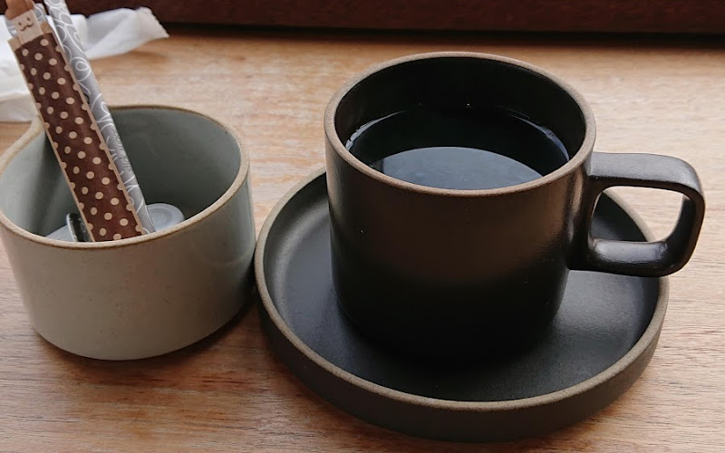 Flat, Cafe + Studio
