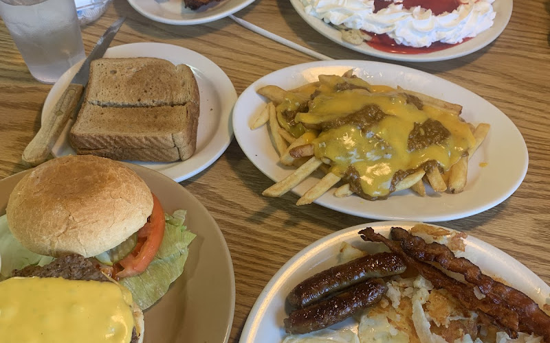 Charlie's Family Dining