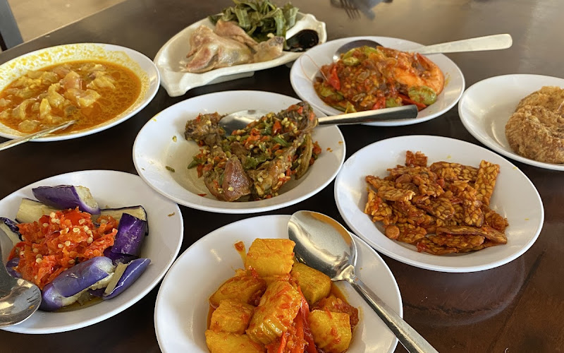 Restoran Rajo Padang • Bukit Jelutong