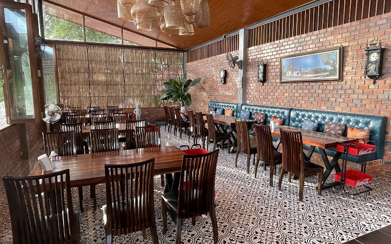 Pakpaying Restaurant